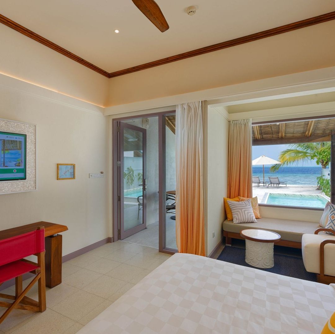 Deluxe Beach Villa with Pool