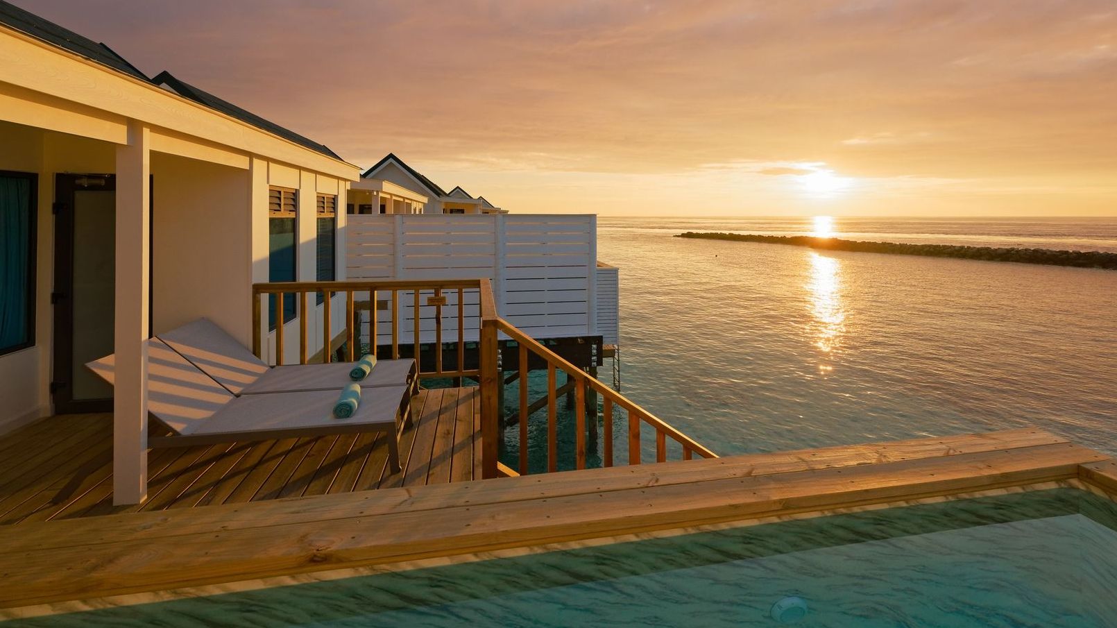 Sunset Water Villa with Pool at OBLU NATURE Helengeli by SENTIDO